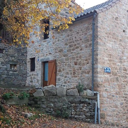Gite Le Jaya Saint-Georges-de-Luzencon Exterior photo